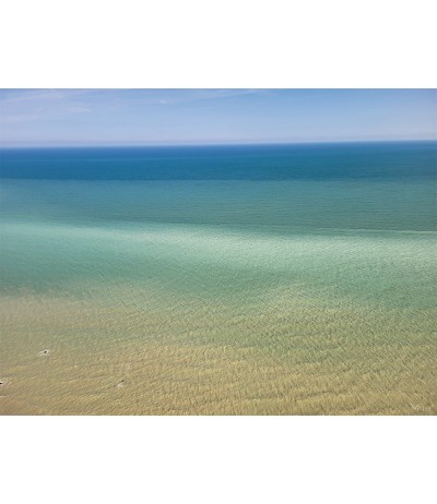Arc en mer • photo aérienne depuis ULM